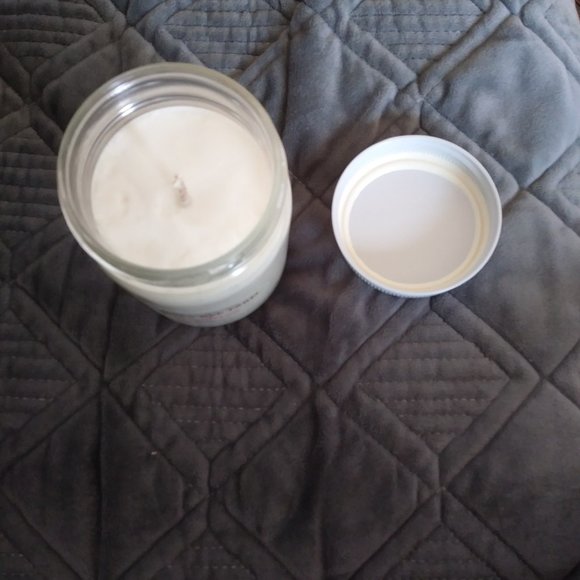 NEW* Citronella Candle - Picture 2 of 2